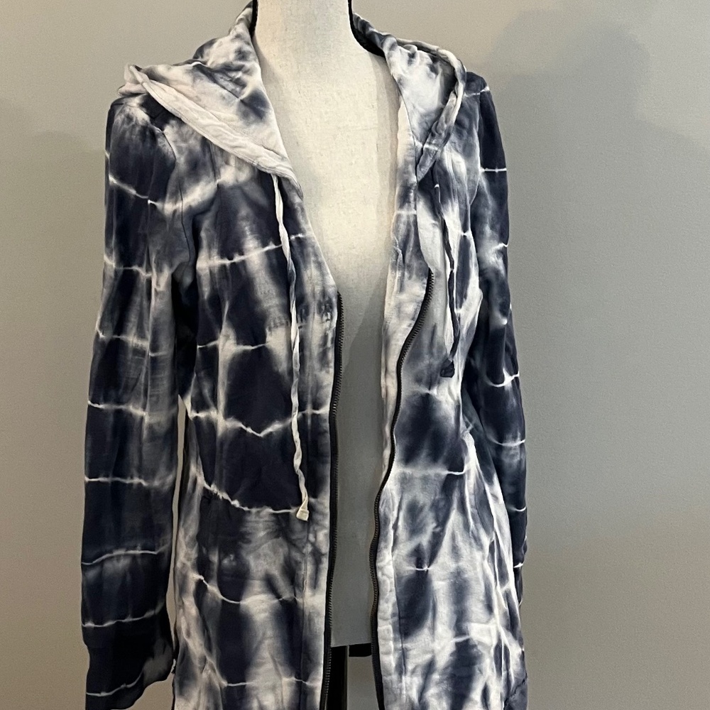 Dark blue and white hoodie